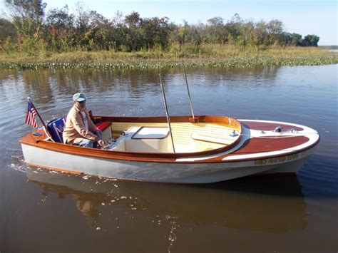 This 1987 <b>16'</b> <b>Dyer</b> <b>Glamour</b> <b>Girl</b> is powered by a 1987 70hp Yamaha oil injected outboard. . 16 dyer glamour girl